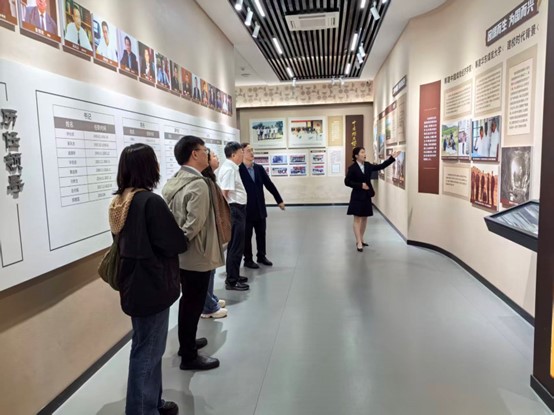 图片2.jpg 图片2.jpg